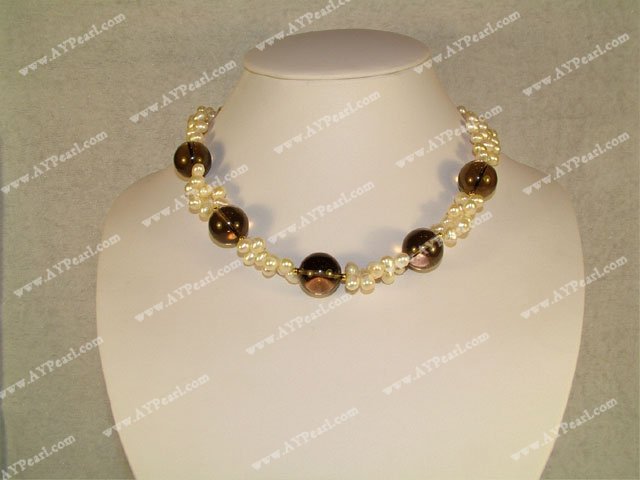 Smoky quartz pearl necklace