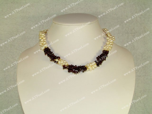 garnet pearl necklace