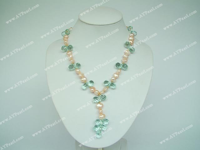 pearl crystal necklace