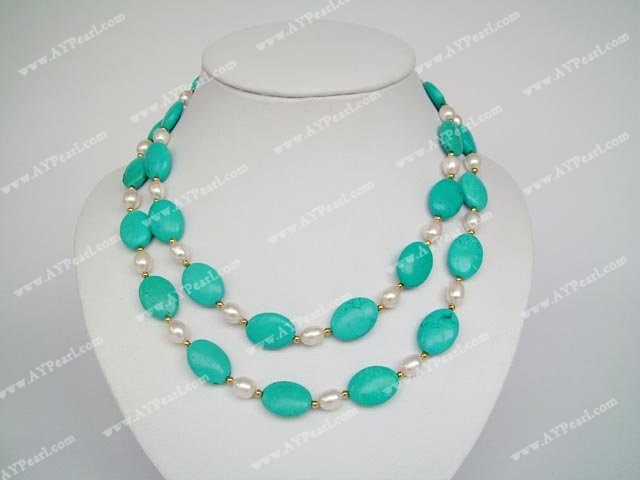 Collier de perles turquoise