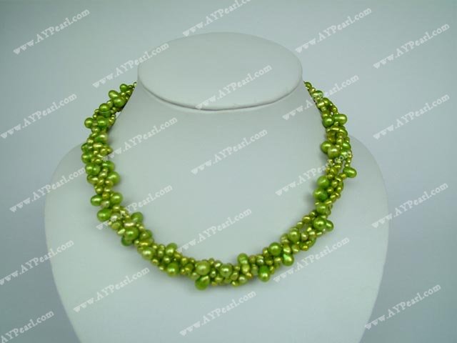 pearl necklace
