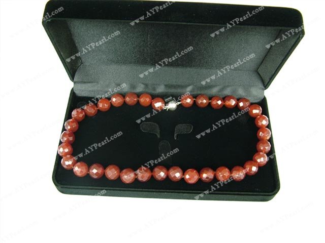 Mångfasetterade Red Agate halsband