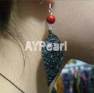 Black Lacquer-carved Earring
