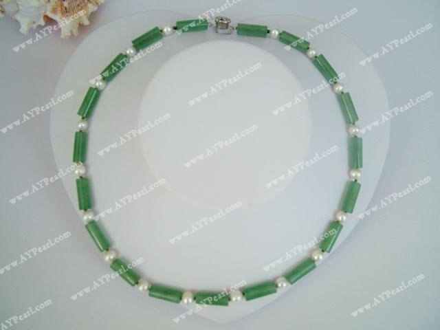 pearl aventurine jade necklace