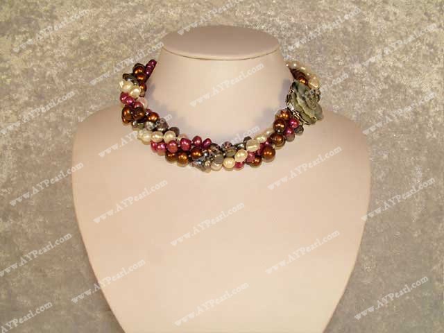 multicolor pearl necklace