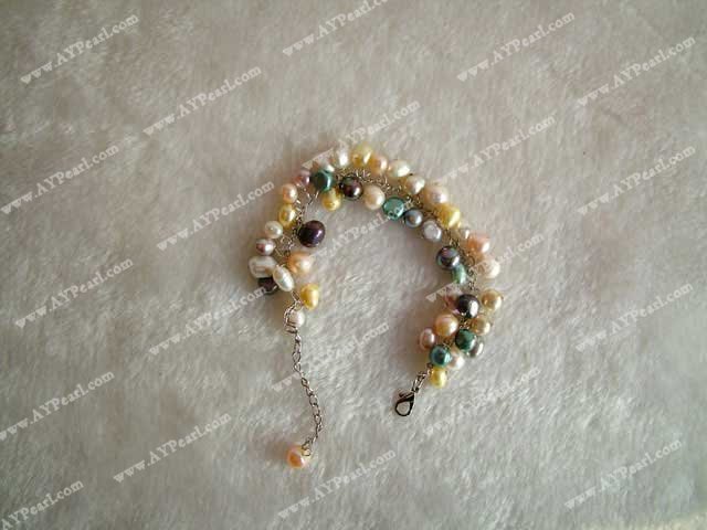 pearl bracelet