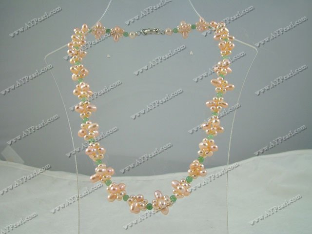 avenurine pearl necklace