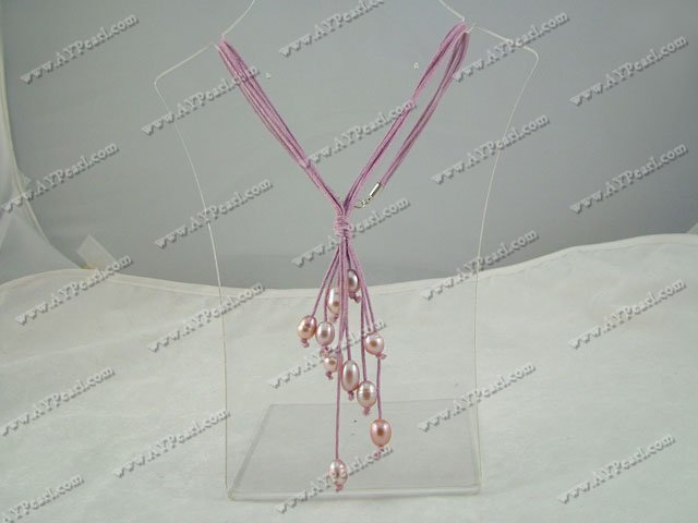 pearl necklace