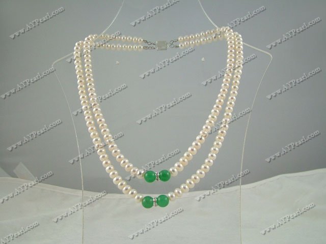 pearl necklace