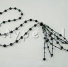 collier en cristal noir