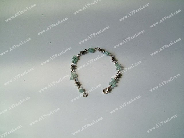 Aquamarine chips armband