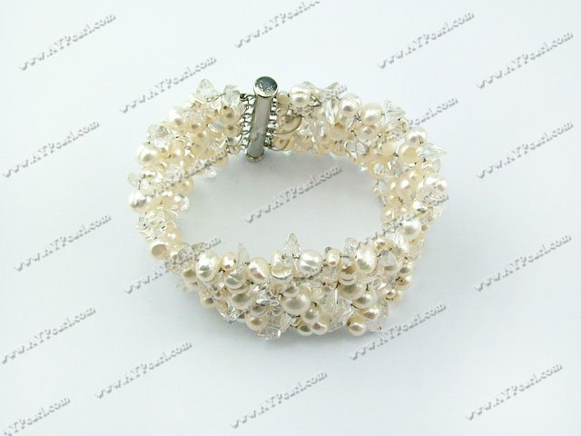 Pearl crystal bracelet