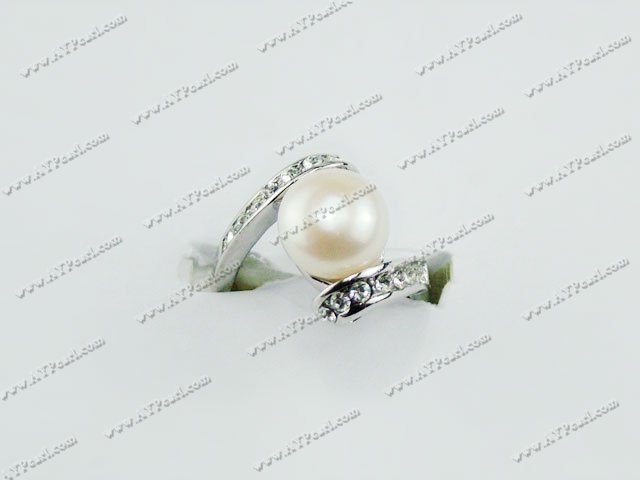 pearl ring