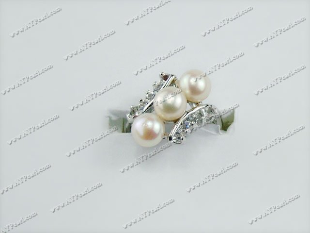 pearl ring