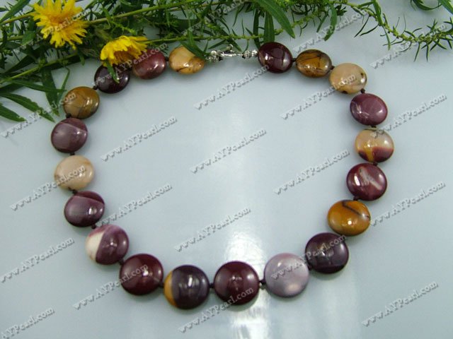 vitelline stone necklace