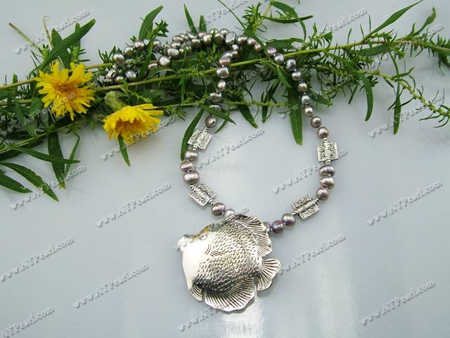 pearl tibet silver necklace