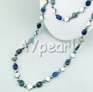 pearl sodalite svart skal halsband