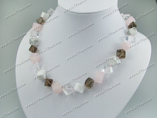 multi pierre collier de perles et de