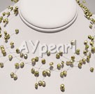 fantastic pearl necklace