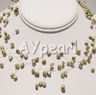 fantastic pearl necklace