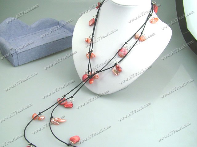 red pearl shell necklace