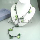 grön pärla skal halsband