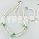 pearl aventurine necklace