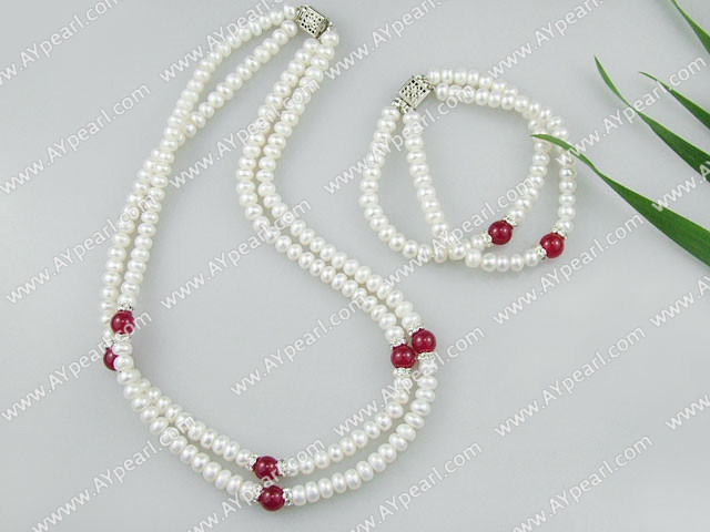 pearl blood stone necklace