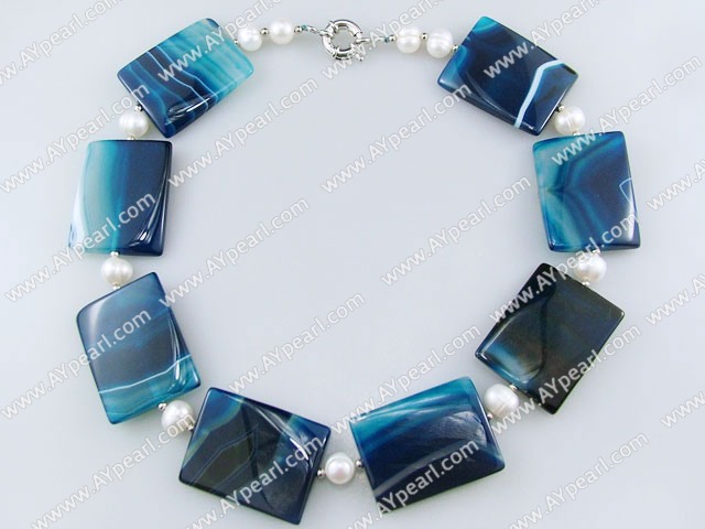 pärla blå agat halsband