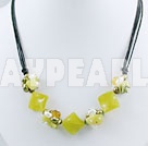 pärla kristall peridot jade halsband