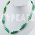 pearl green skåret Agate halskjede