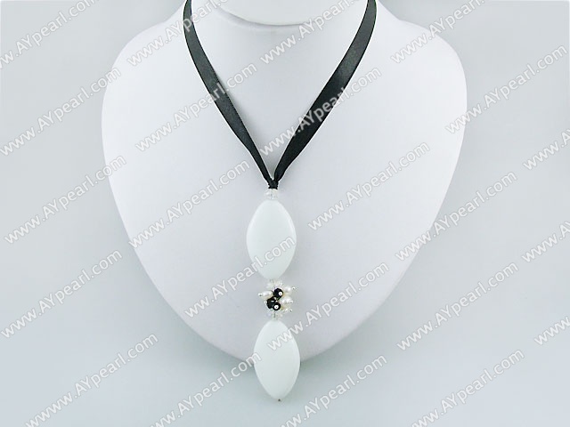 Pearl and white porcelain necklace