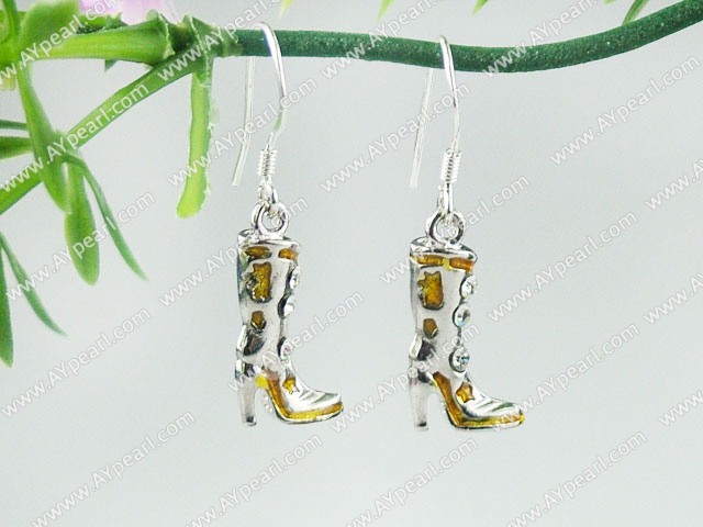 Charm earring