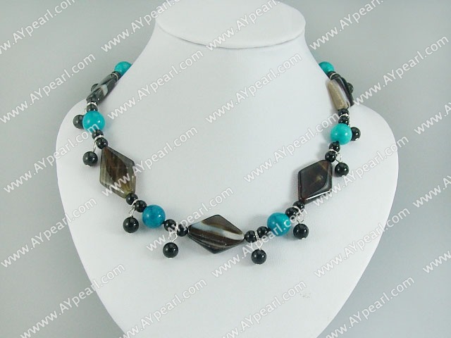 svart agat turkos halsband