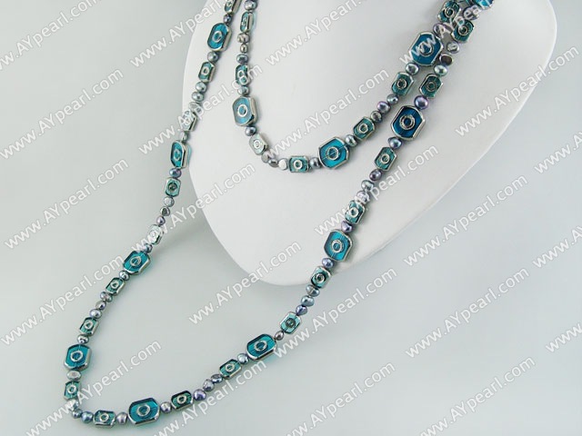 pearl crystal necklace