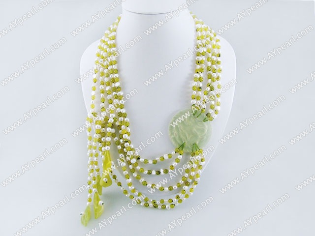 perle peridot jade kjede