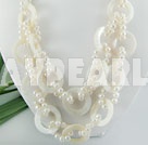 Wholesale pearl shell necklace