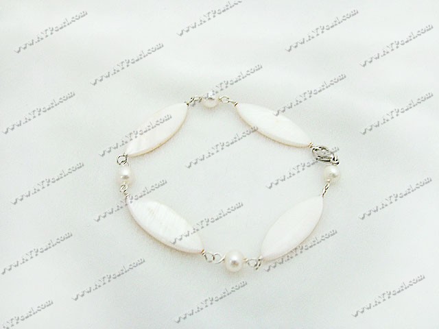 Wholesale Shell Jewelry-pearl white lip shell brcelet