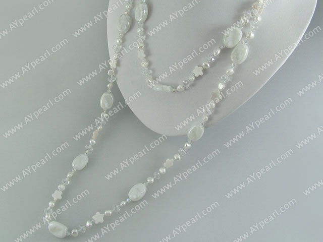 pearl crystal shell glaze necklace