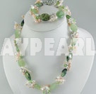 pearl crystal jade set