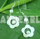 Wholesale pearl shell earring