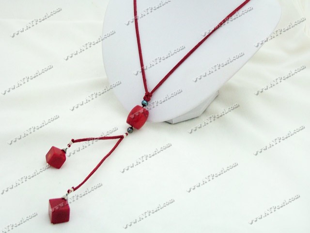 perle de corail rouge collier