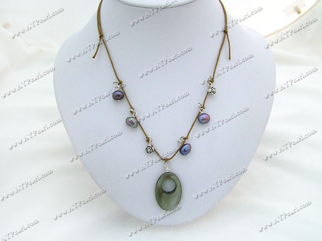 Wholesale Shell Jewelry-pearl shell necklace