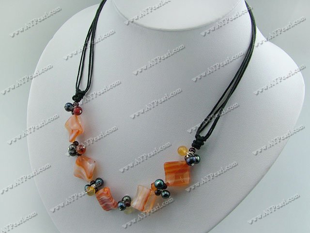 pearl agate necklace
