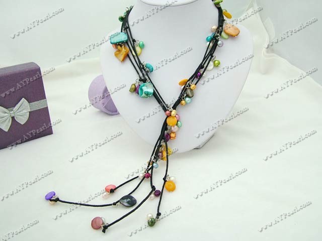 pearl shell necklace