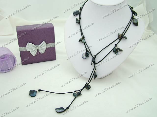 pearl shell necklace