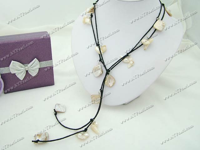 Collier nacre