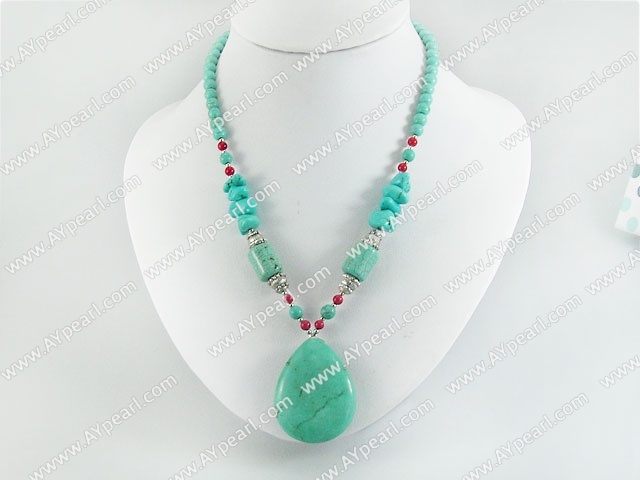 collier de turquoises