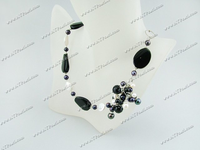 collier de perles d'agate noire