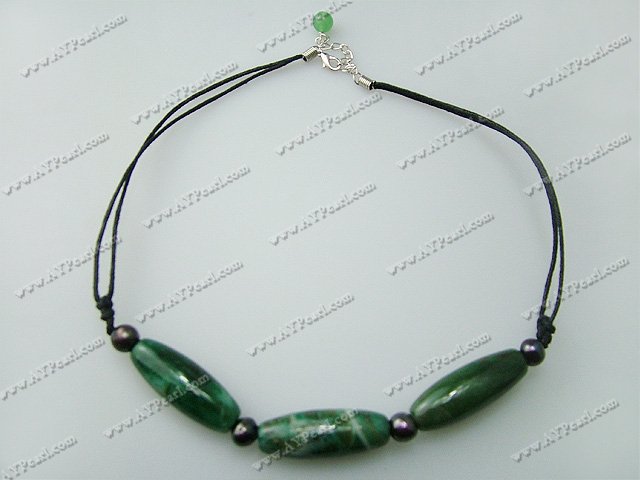 Collier de perles noires d'agate